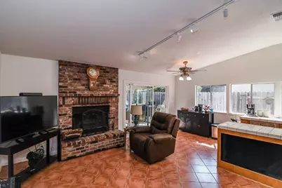 8859 Springhurst Drive, Elk Grove, CA 95624 - Photo 21