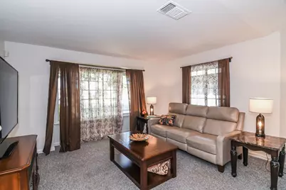8859 Springhurst Drive, Elk Grove, CA 95624 - Photo 7