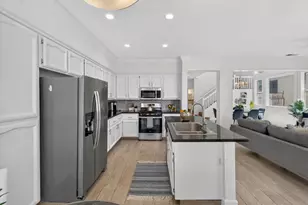 9080 Trumbauer Way, Elk Grove, CA 95758 - Photo 21