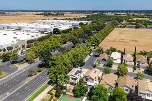 9080 Trumbauer Way, Elk Grove, CA 95758 - Photo 73