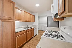 110 King Ct, Grass Valley, CA 95945 - Photo 5