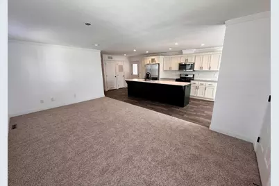 Village Circle, Sacramento, CA 95838 - Photo 5