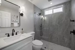 105 Waterglen Cir, Sacramento, CA 95826 - Photo 21