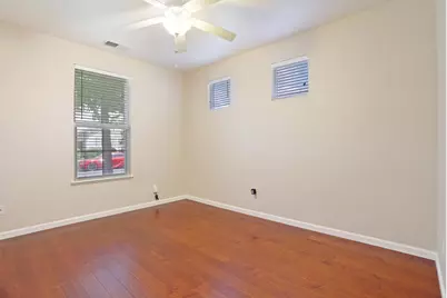 9864 Elston Circle, Elk Grove, CA 95757 - Photo 21