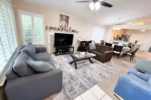 2001 Paramont Way, Modesto, CA 95355 - Photo 5