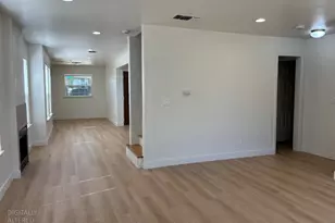 1060 Roanoke Ave, Sacramento, CA 95838 - Photo 13