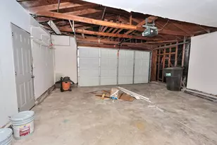 7821 Dove Creek Ct, Sacramento, CA 95828 - Photo 49