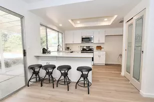 7821 Dove Creek Ct, Sacramento, CA 95828 - Photo 21