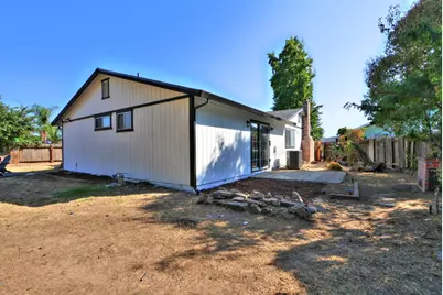 7821 Dove Creek Court, Sacramento, CA 95828 - Photo 63