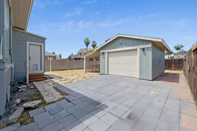 112 Irwin Court, Hanford, CA 93230 - Photo 33