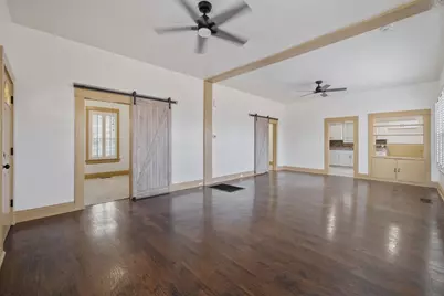 112 Irwin Court, Hanford, CA 93230 - Photo 9
