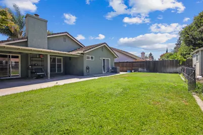 269 E Century Boulevard, Lodi, CA 95240 - Photo 35
