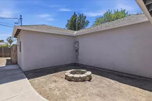 2418 E Park St, Stockton, CA 95205 - Photo 25