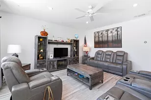 7506 Darque Wy, Elk Grove, CA 95757 - Photo 19
