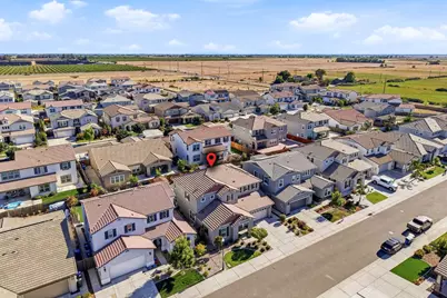 7506 Darque Way, Elk Grove, CA 95757 - Photo 57
