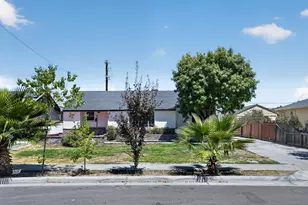115 Hollywood Ave, Tracy, CA 95376 - Photo 1