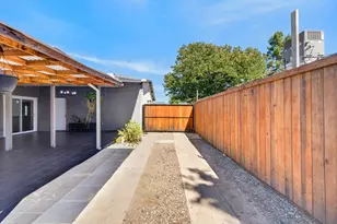 7674 Millroy Way, Sacramento, CA 95823 - Photo 11