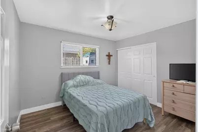 7674 Millroy Way, Sacramento, CA 95823 - Photo 9