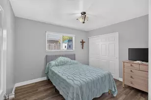 7674 Millroy Way, Sacramento, CA 95823 - Photo 9