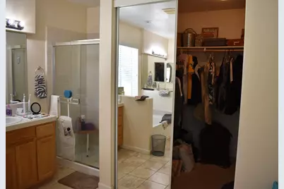 2051 Coliseum, Los Banos, CA 93635 - Photo 21