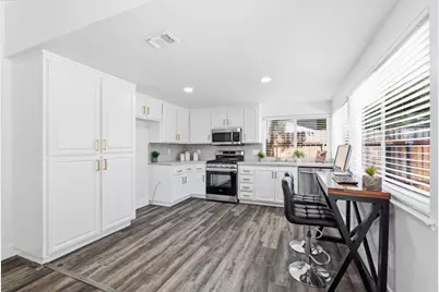 9664 Elmira Circle, Sacramento, CA 95827 - Photo 11