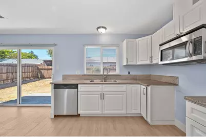 141 Gunnison Avenue, Sacramento, CA 95838 - Photo 21
