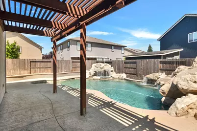 537 Gregory, Manteca, CA 95336 - Photo 11