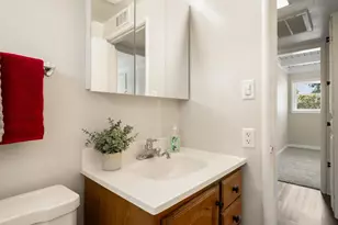 2365 Santa Anita Dr, Sacramento, CA 95825 - Photo 21