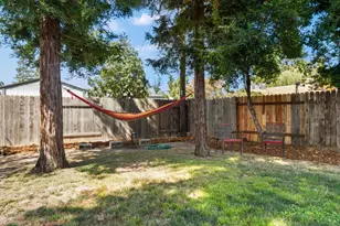2365 Santa Anita Dr, Sacramento, CA 95825 - Photo 29