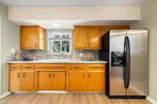 2365 Santa Anita Dr, Sacramento, CA 95825 - Photo 15