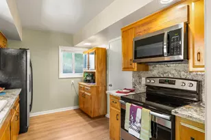 2365 Santa Anita Dr, Sacramento, CA 95825 - Photo 13