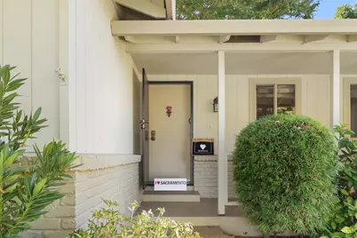 6218 Saint James Drive, Carmichael, CA 95608 - Photo 3
