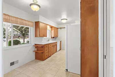 6218 Saint James Drive, Carmichael, CA 95608 - Photo 37