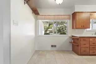 6218 St James Dr, Carmichael, CA 95608 - Photo 43