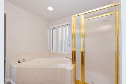 9009 Chaff Court, Elk Grove, CA 95758 - Photo 41