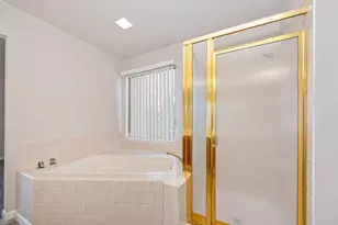 9009 Chaff Ct, Elk Grove, CA 95758 - Photo 41