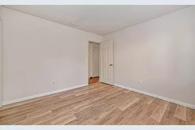 9009 Chaff Court, Elk Grove, CA 95758 - Photo 31