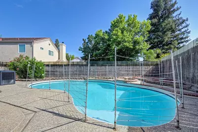 9009 Chaff Court, Elk Grove, CA 95758 - Photo 61