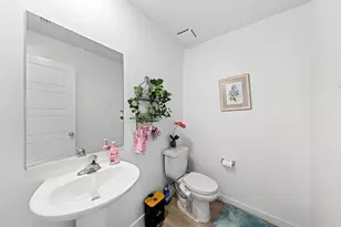 7473 Penfield Dr, Sacramento, CA 95829 - Photo 19