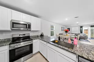 7473 Penfield Dr, Sacramento, CA 95829 - Photo 13