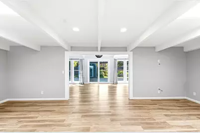 6860 Pocket Road, Sacramento, CA 95831 - Photo 23