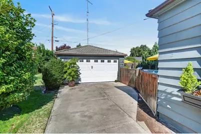 141 S Orange Street, Lodi, CA 95240 - Photo 19