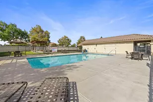 1235 Heavenly Cir, Stockton, CA 95209 - Photo 53