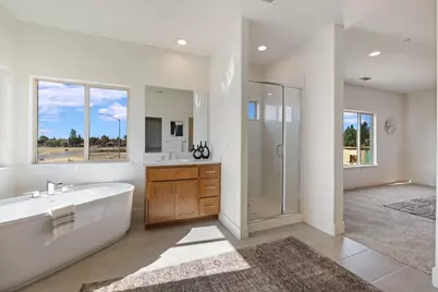 1235 Heavenly Circle, Stockton, CA 95209 - Photo 43