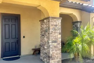 2009 Gus Vilallta Dr, Los Banos, CA 93635 - Photo 3