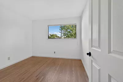4707 Goya Parkway, Sacramento, CA 95823 - Photo 21