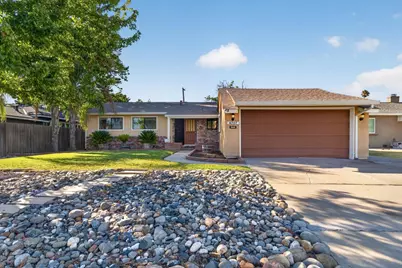 4707 Goya Parkway, Sacramento, CA 95823 - Photo 3