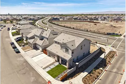 394 Vinal Drive, Manteca, CA 95337 - Photo 3