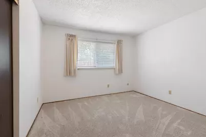 3913 Smithfield Way, Sacramento, CA 95826 - Photo 31