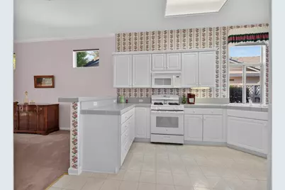 6136 Rose Garden Lane, Roseville, CA 95747 - Photo 7